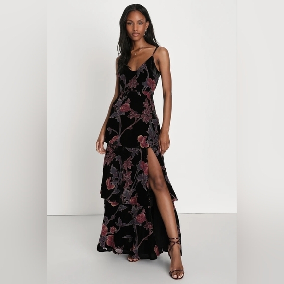 Lulus I Love You Amore Black Floral Velvet Tiered Maxi Dress M Wedding Party - Picture 2 of 11